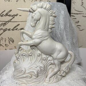 Vintage 1980s Aldon Fine Porcelain Unicorn Music Box - WORKS! Dreamy Ethereal